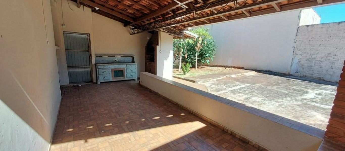 CASA NO Jardim Santa Amélia em Assis