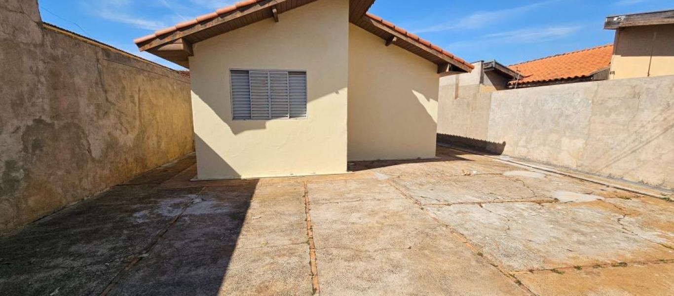 CASA NA Conjunto Habitacional Nelson Marcondes em Assis