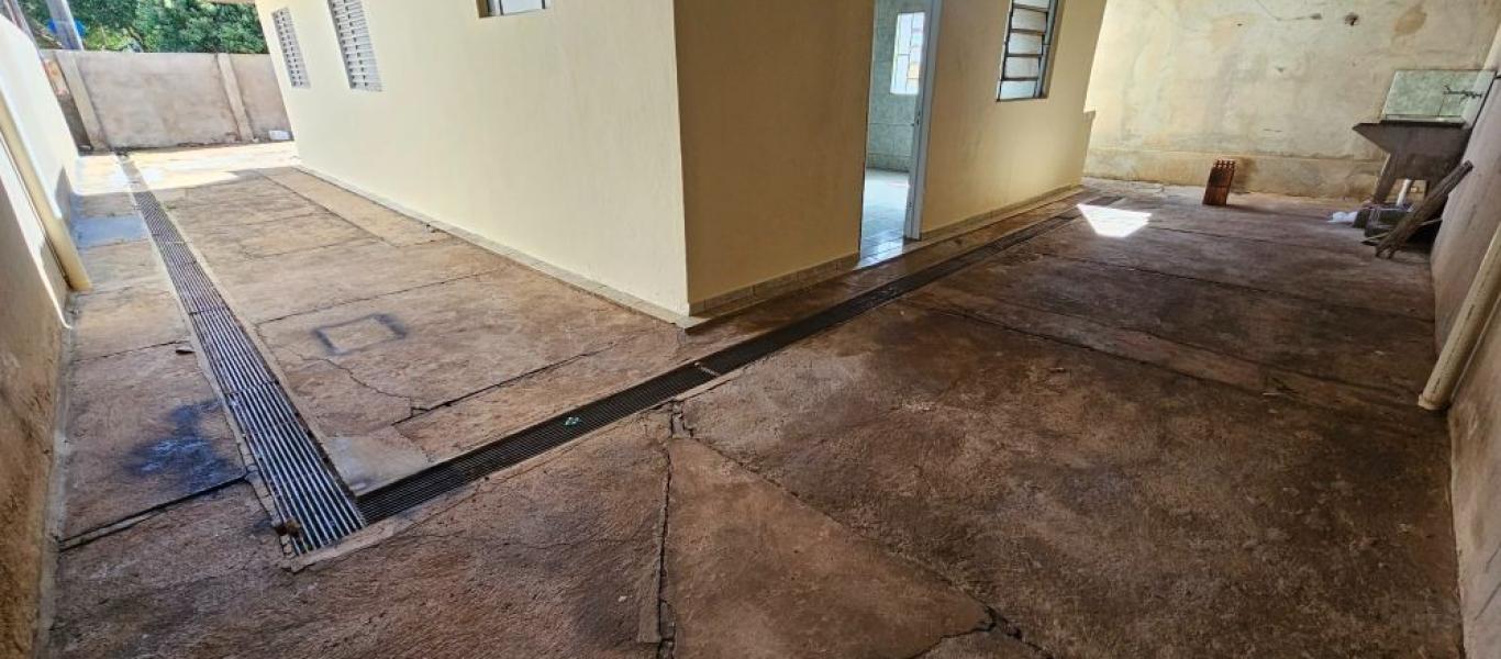 CASA NA Conjunto Habitacional Nelson Marcondes em Assis