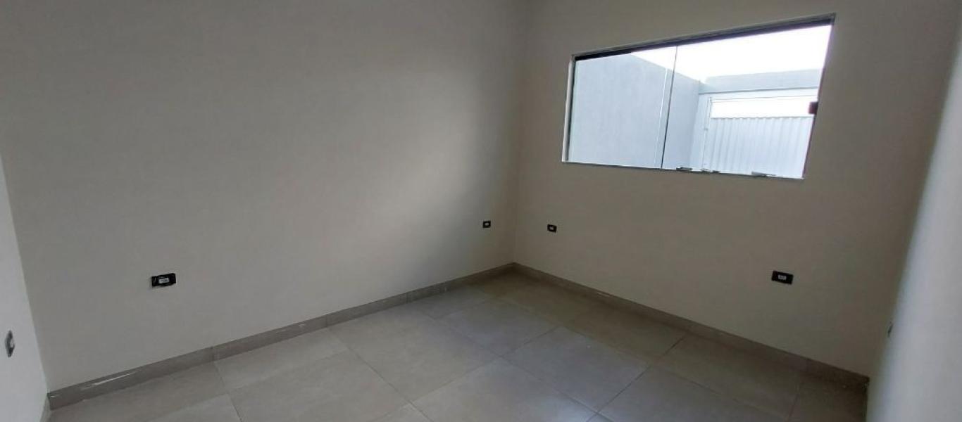 CASA NA Vila Tênis Clube em Assis