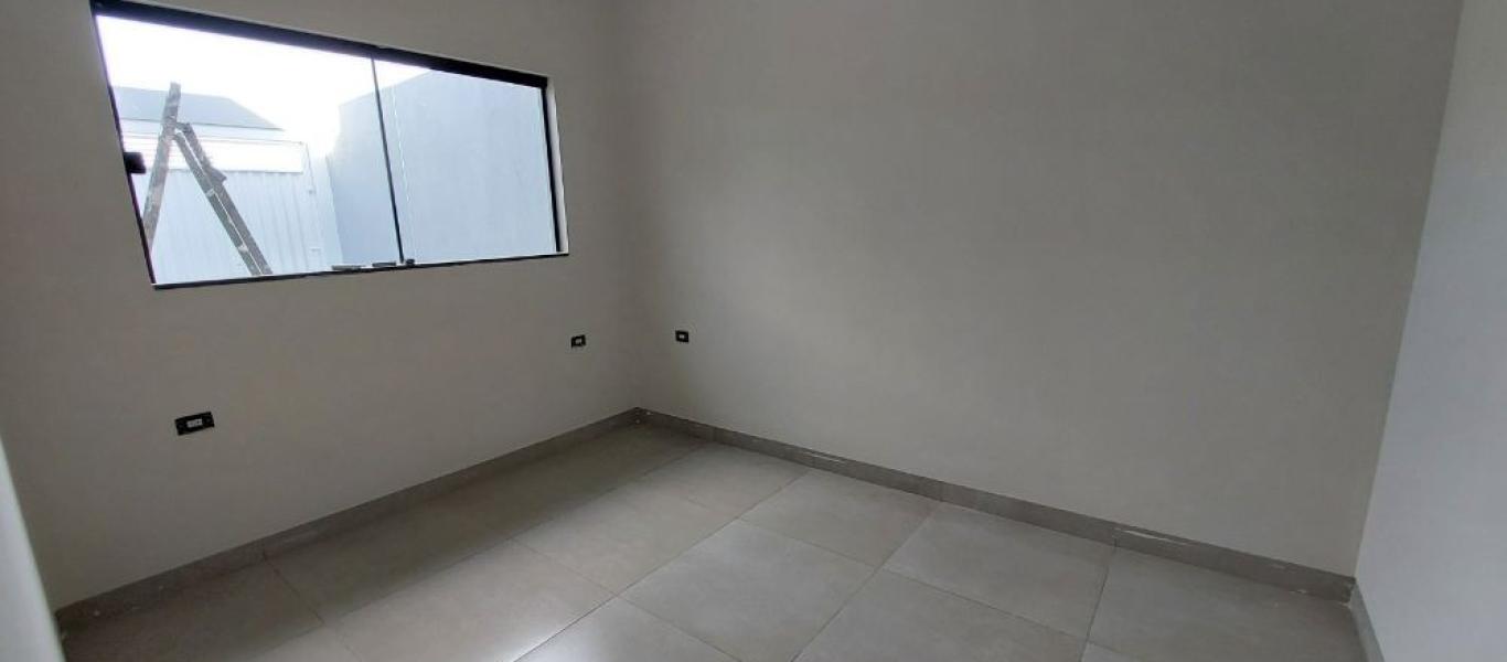 CASA NA Vila Tênis Clube em Assis