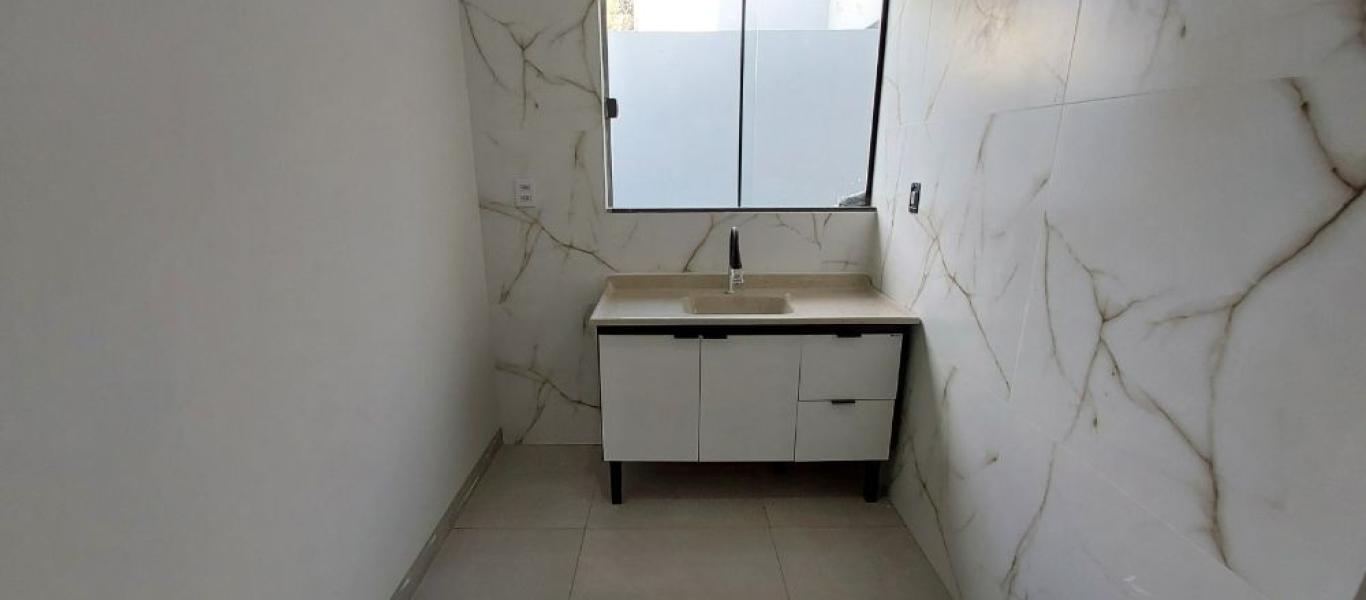 CASA NA Vila Tênis Clube em Assis