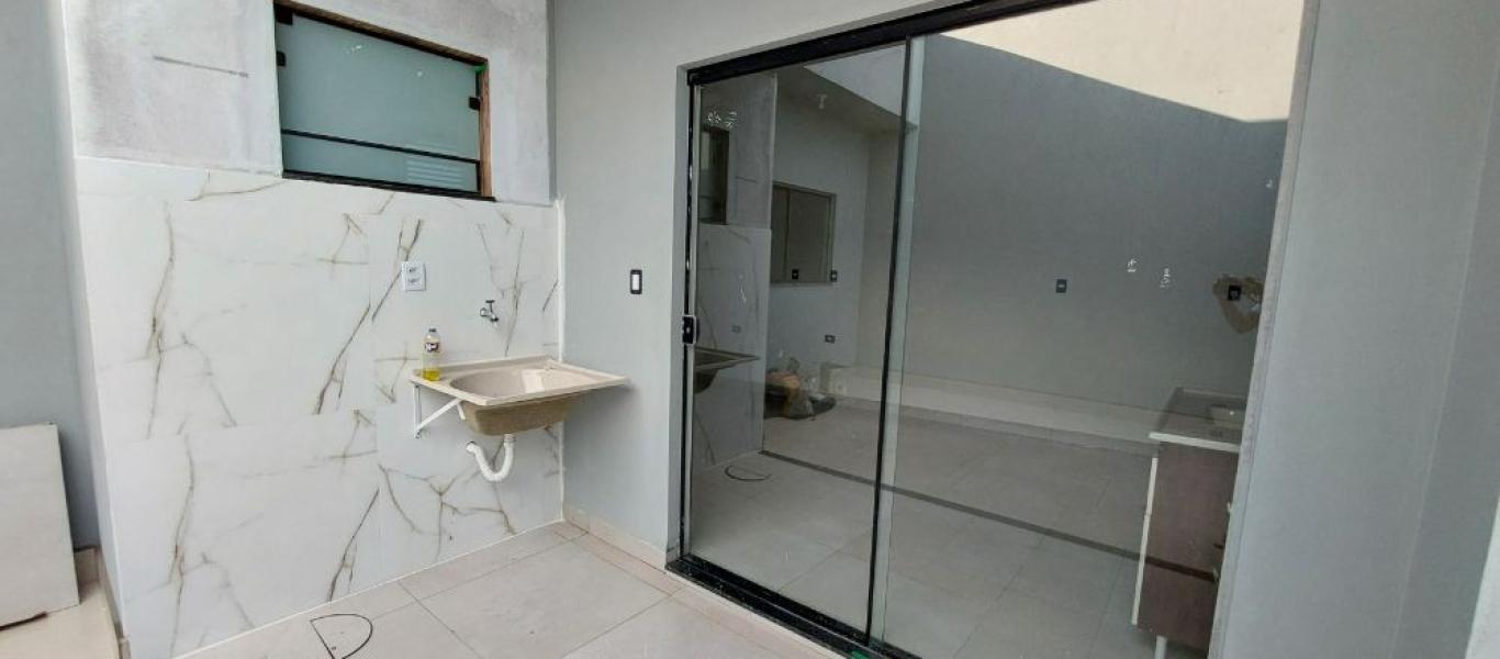 CASA NA Vila Tênis Clube em Assis