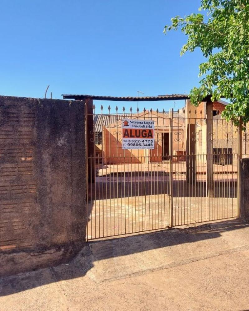 CASA NA Vila São Benedito em Assis