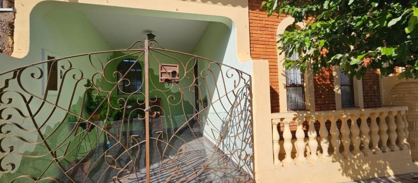CASA NA Vila Adileta em Assis