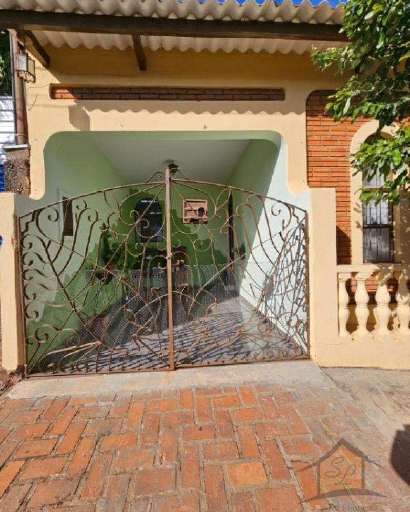 CASA NA Vila Adileta em Assis