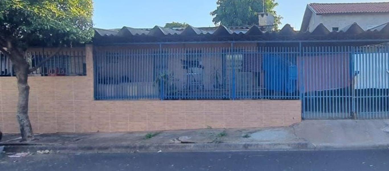 CASA NA Vila Xavier em Assis