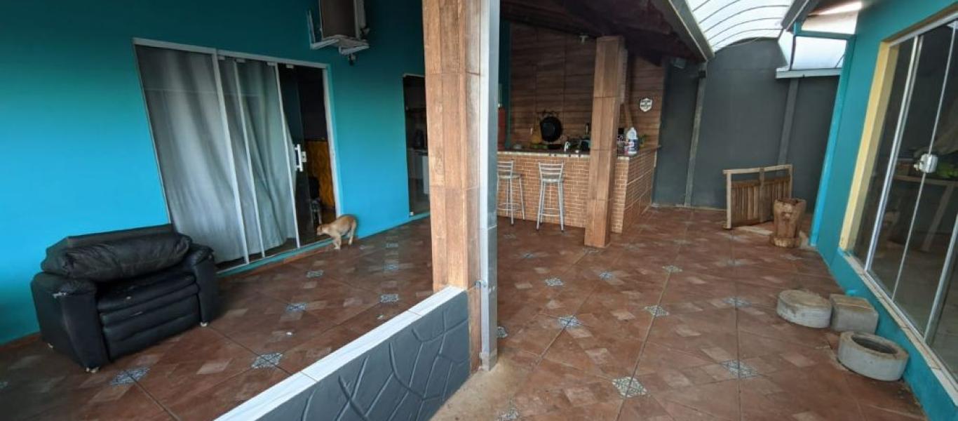 CASA NO Jardim América em Assis