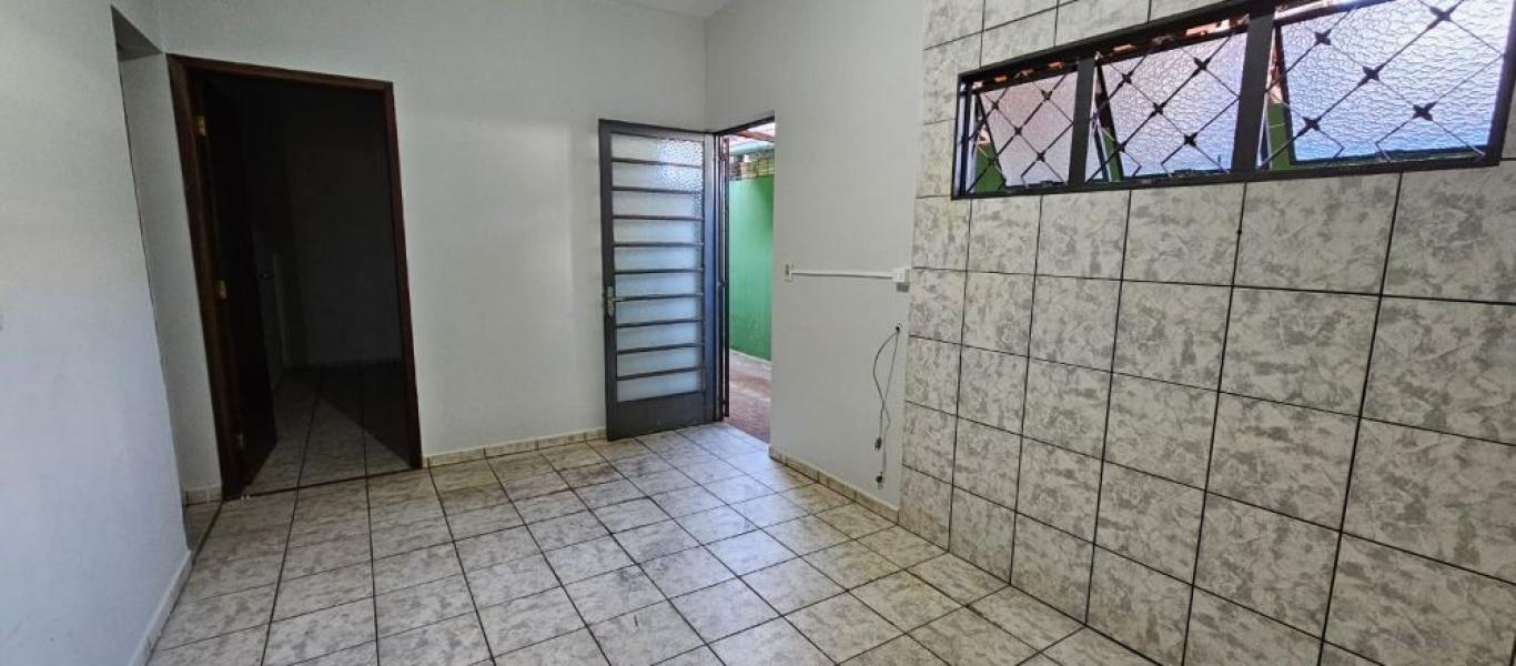 CASA NO Jardim Canadá em Assis