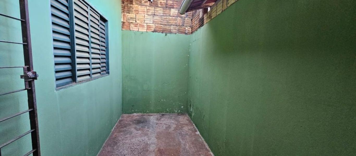 CASA NO Jardim Canadá em Assis