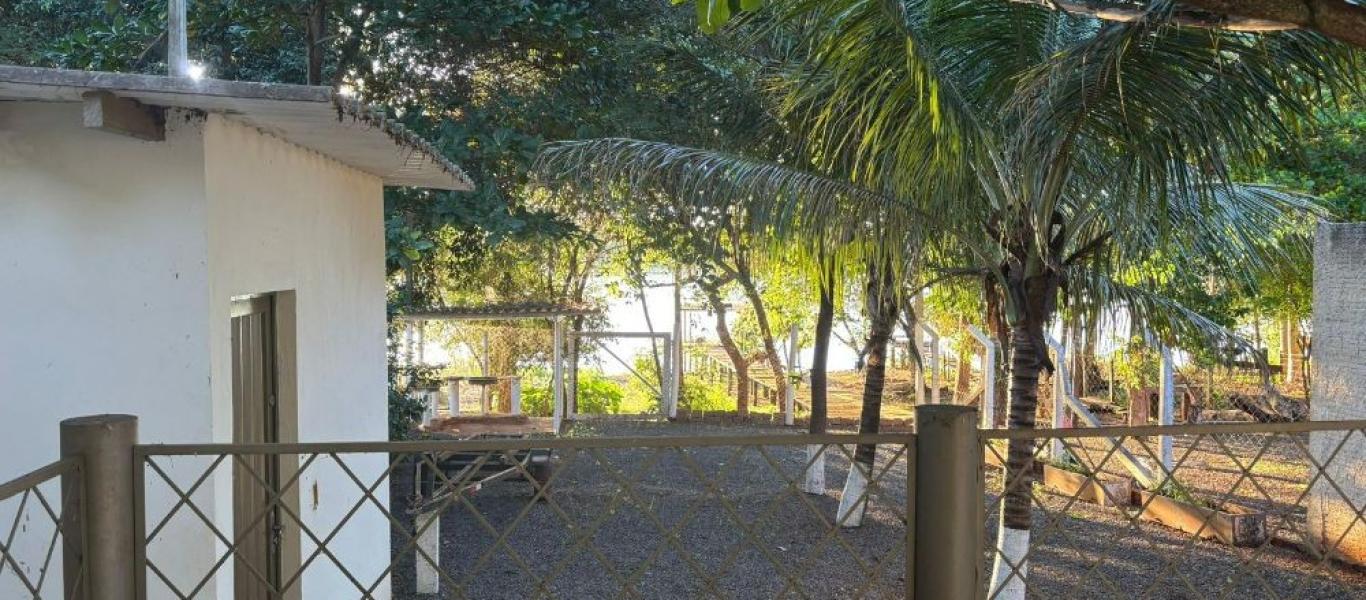 RANCHO NA SÃO BENEDITO em CÂNDIDO MOTA