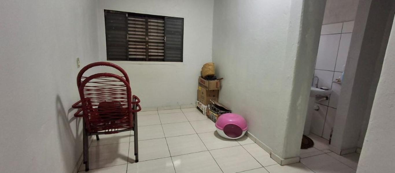 CASA NA Vila Carvalho em Assis
