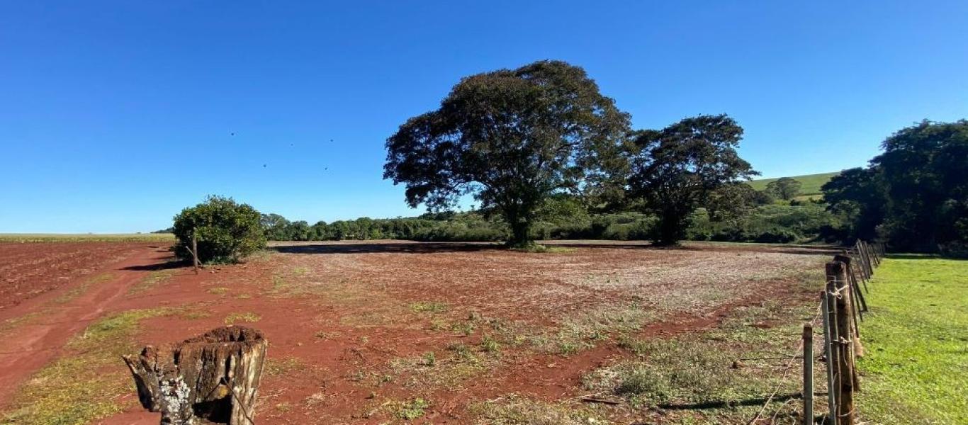 TERRENO NA ÁGUA DA PIRAPITINGA em CÂNDIDO MOTS
