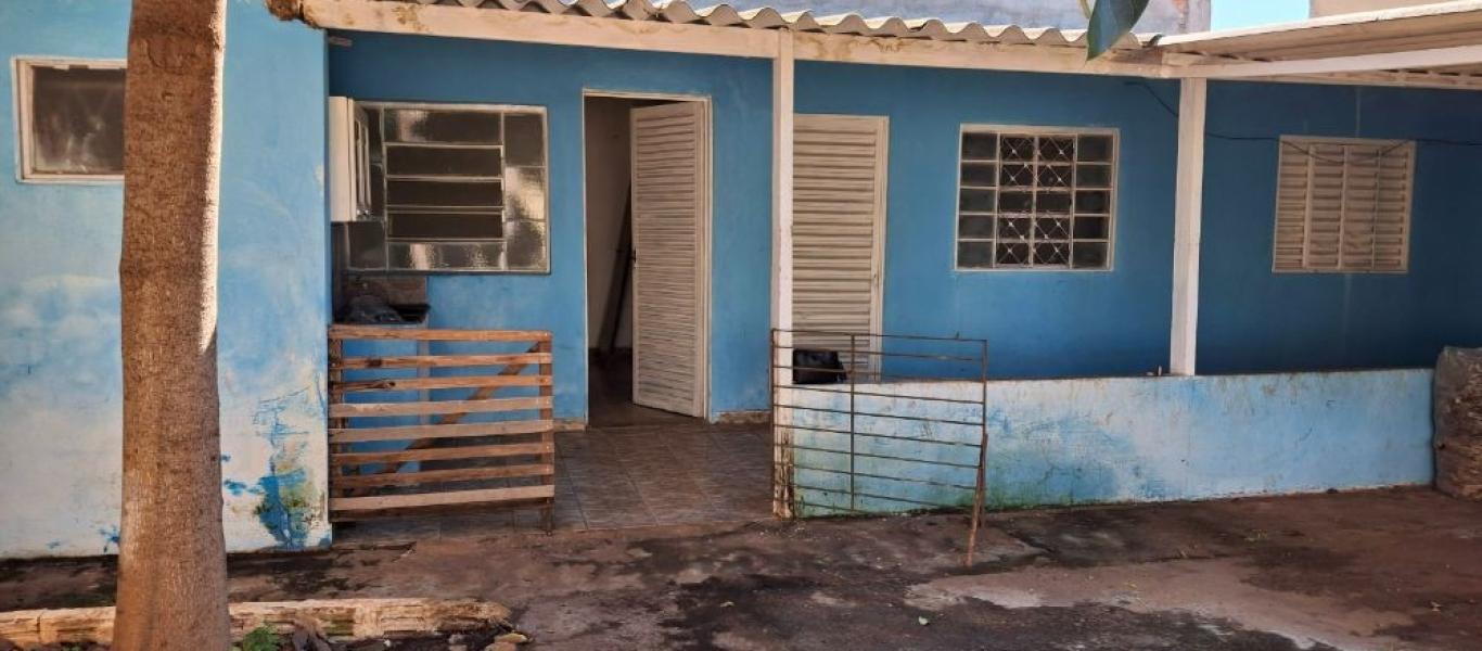 CASA NA Vila Maria Izabel em Assis