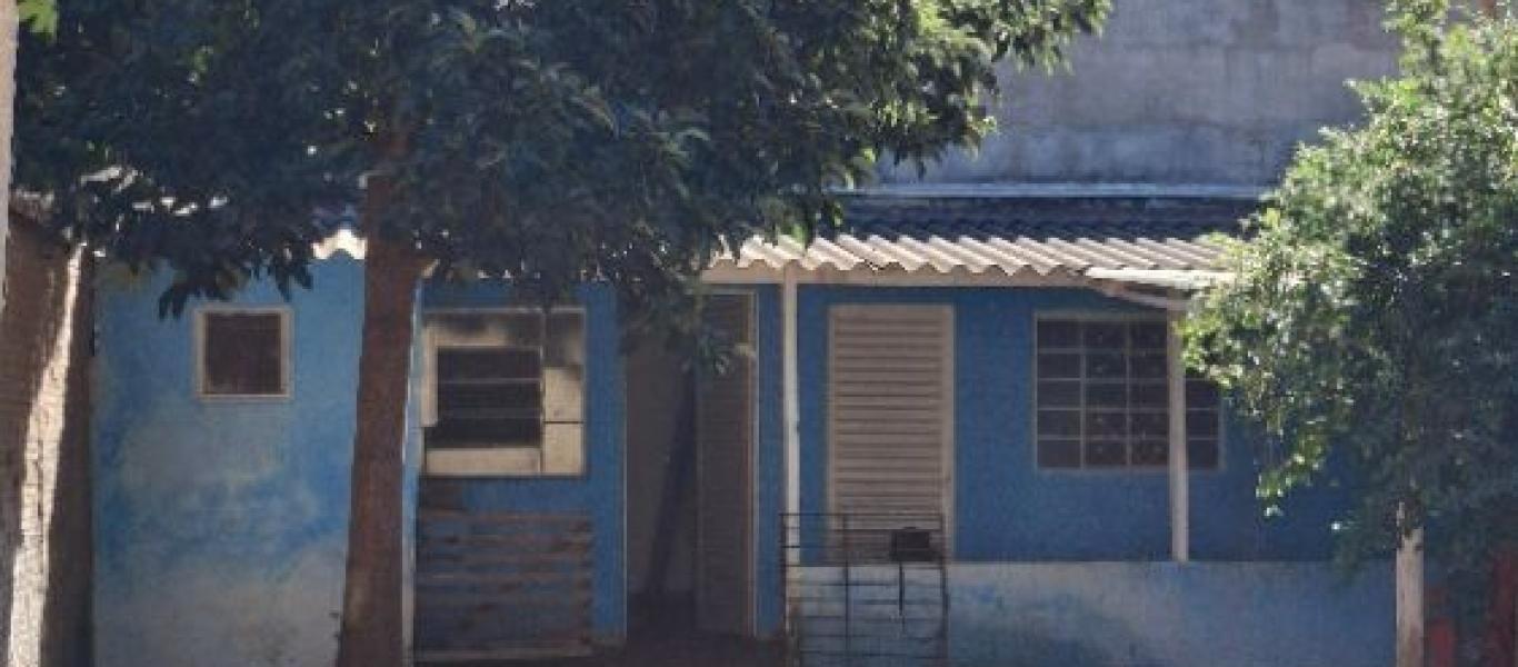 CASA NA Vila Maria Izabel em Assis