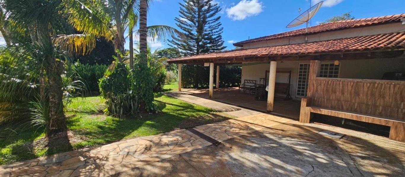 CHÁCARA NA Quinta dos Flamboyants em Assis