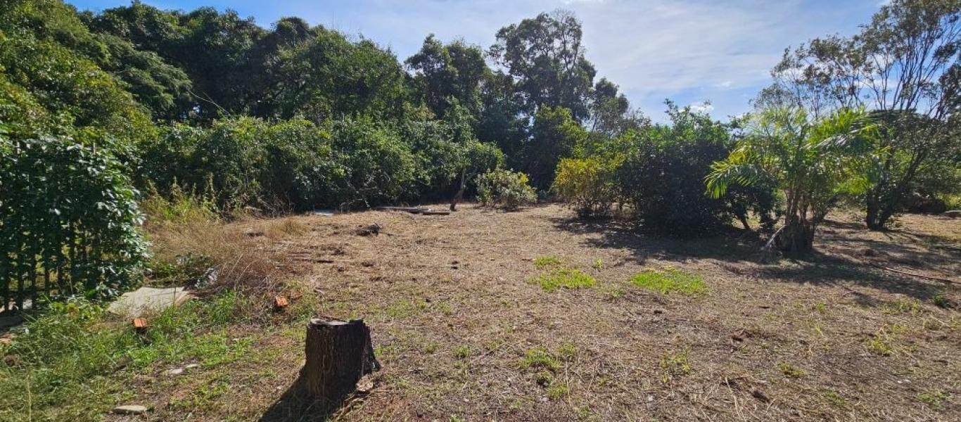 TERRENO NA Quinta dos Flamboyants em Assis