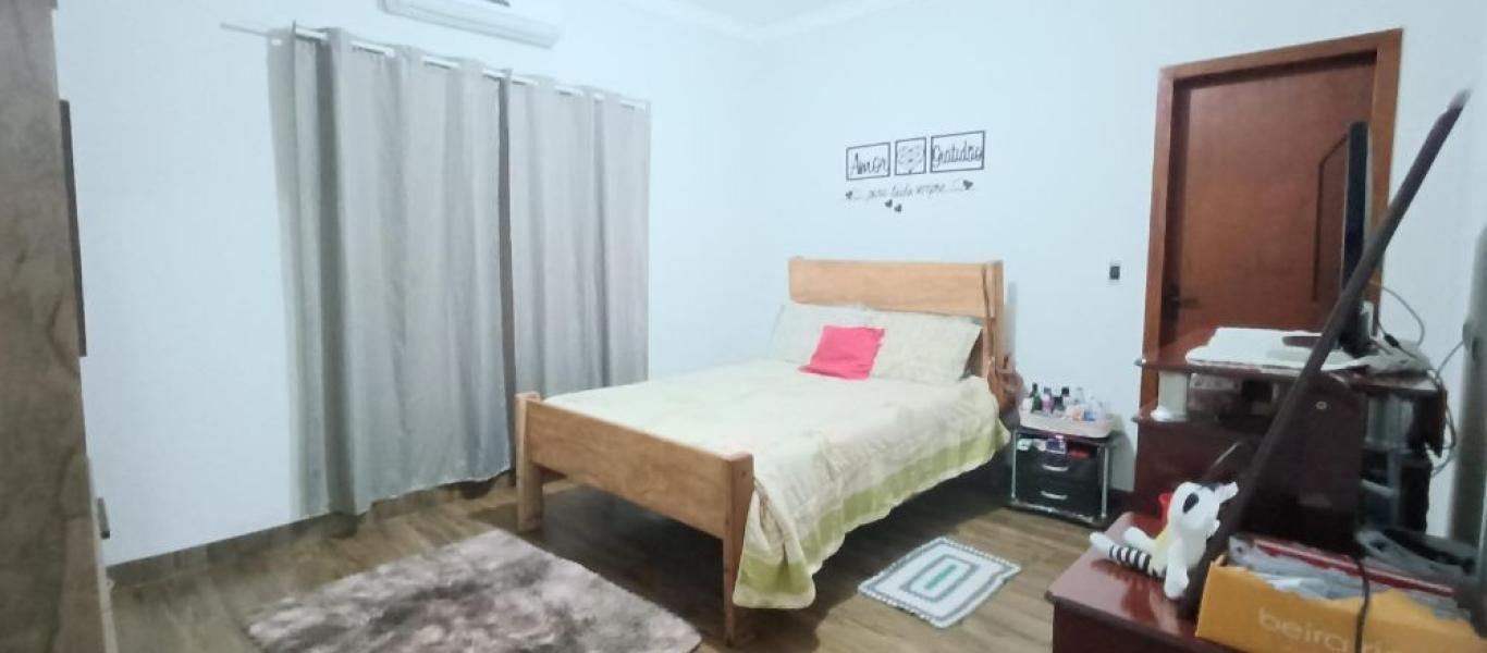CASA NO Parque dos Pássaros em Cândido Mota