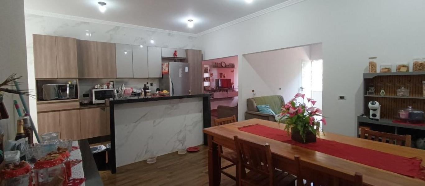 CASA NO Parque dos Pássaros em Cândido Mota