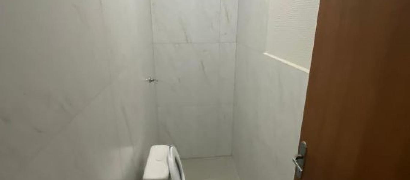 CASA NA PARQUR COLINAS em Assis