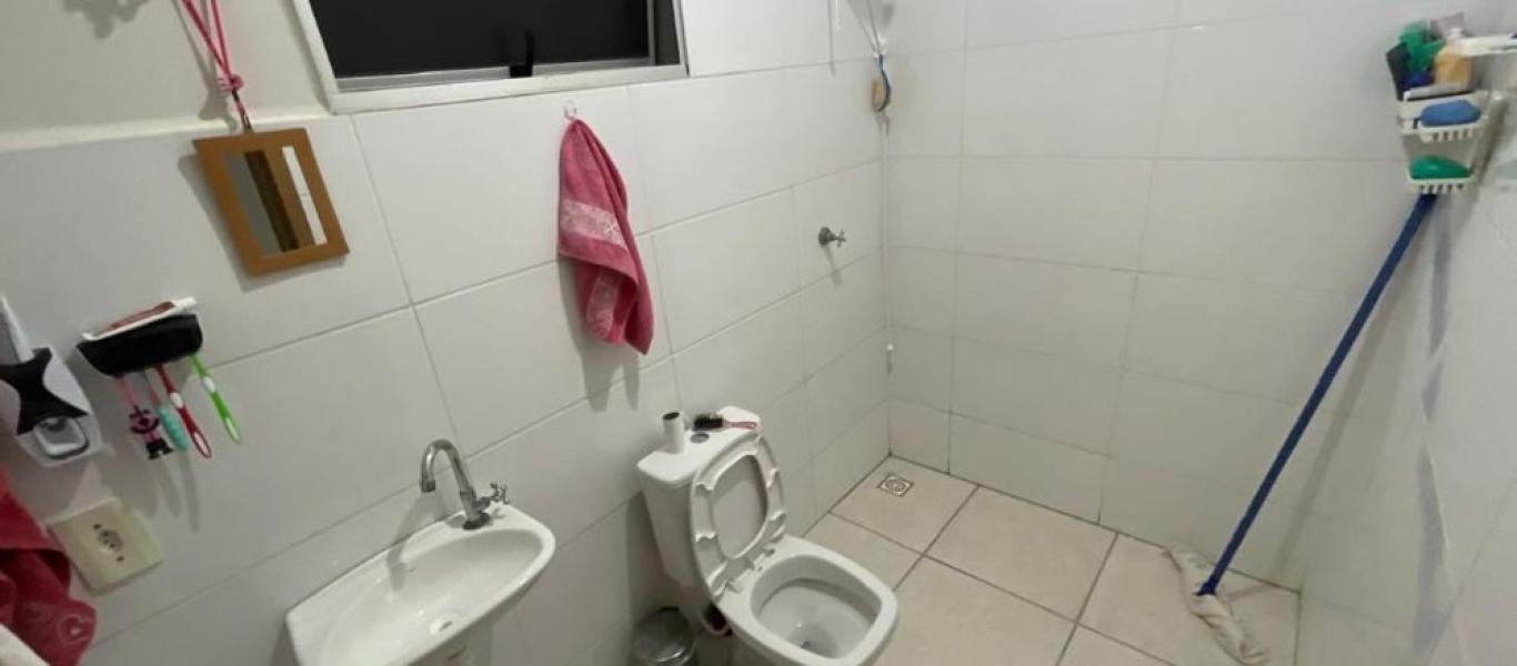 CASA NA PARQUR COLINAS em Assis