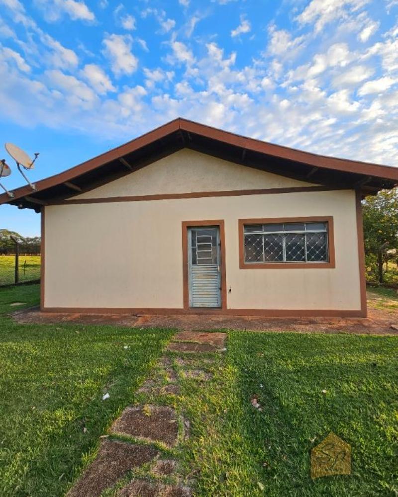 RANCHO NA CHÁCARA ALVORADA em Assis