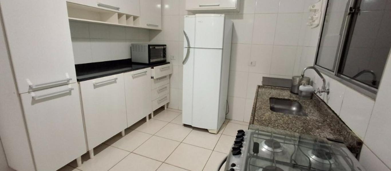 CASA NA Vila Triângulo em Assis