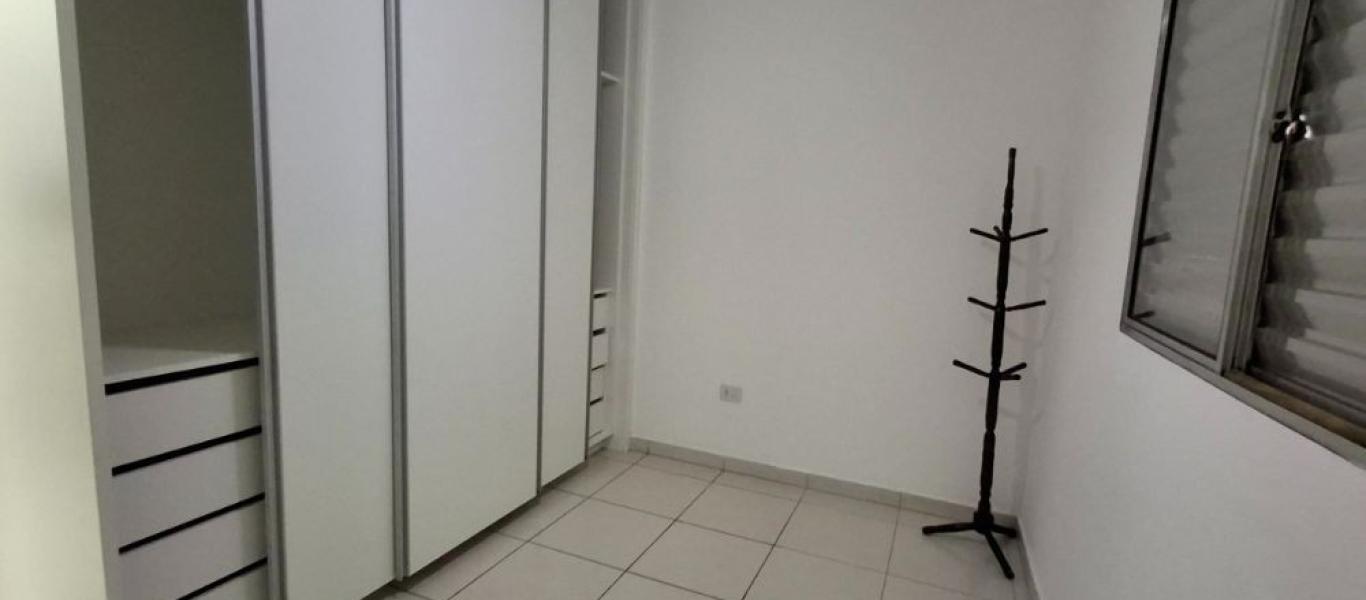CASA NA Vila Triângulo em Assis