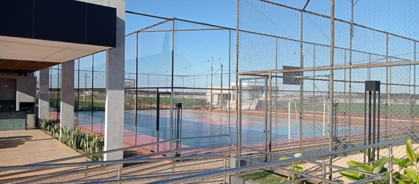TERRENO NA TERRAS DE VITÓRIA em CÂNDIDO MOTA