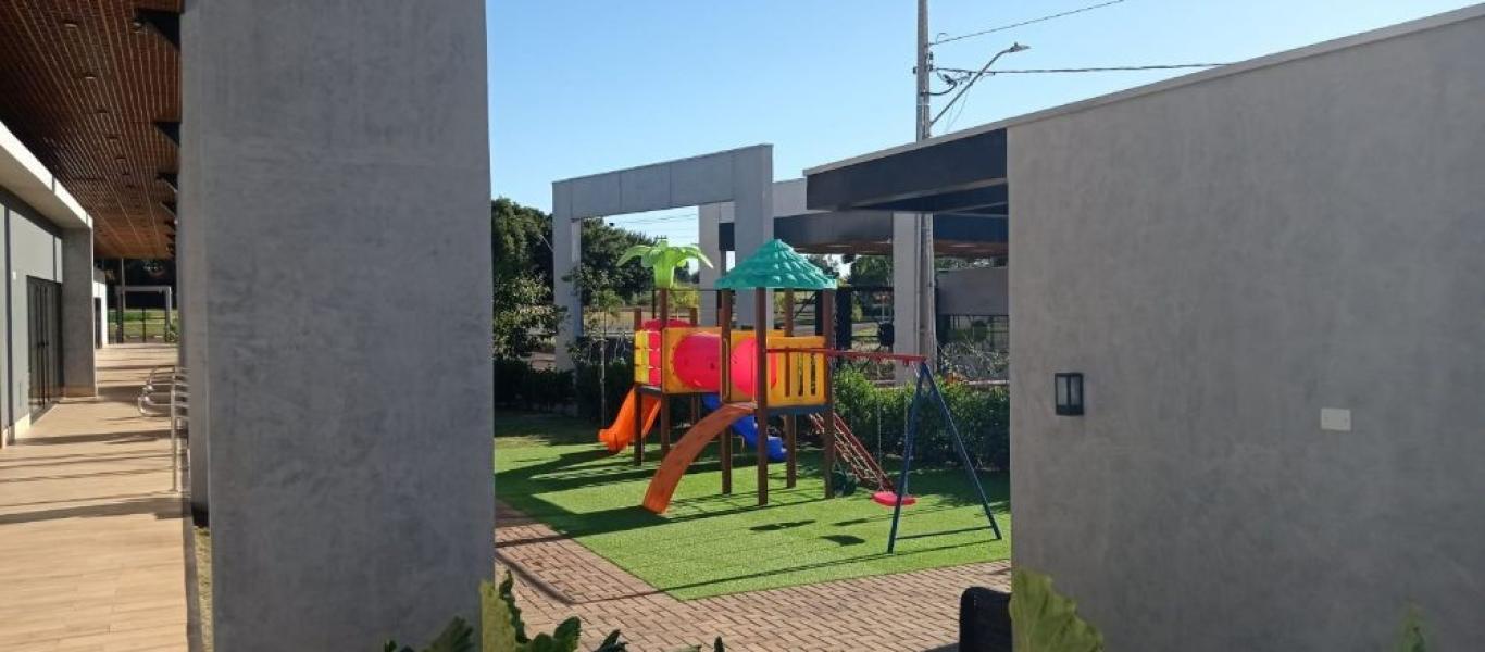 TERRENO NA TERRAS DE VITÓRIA em CÂNDIDO MOTA