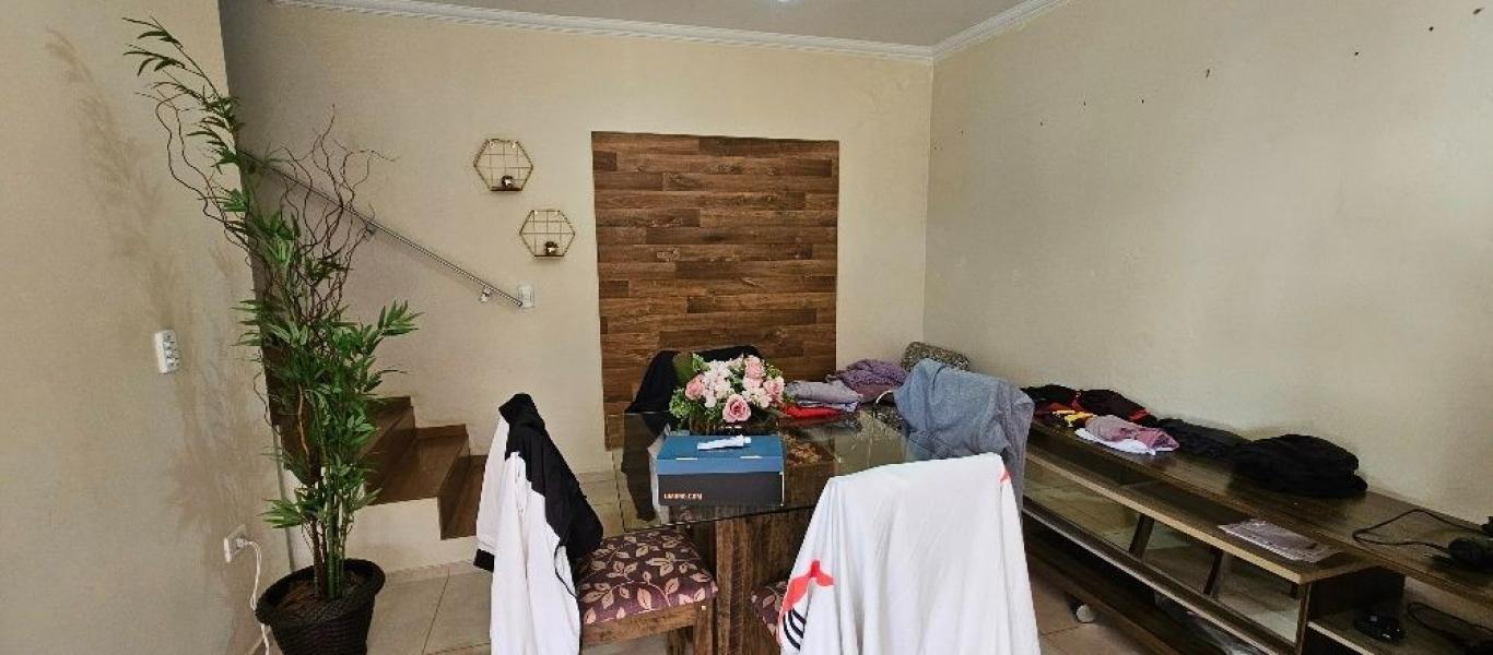 CASA NA Vila Ribeiro em Assis
