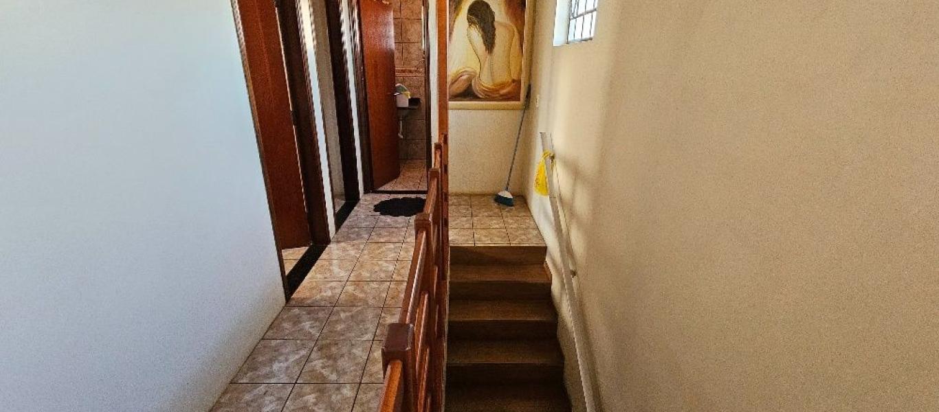 CASA NA Vila Ribeiro em Assis