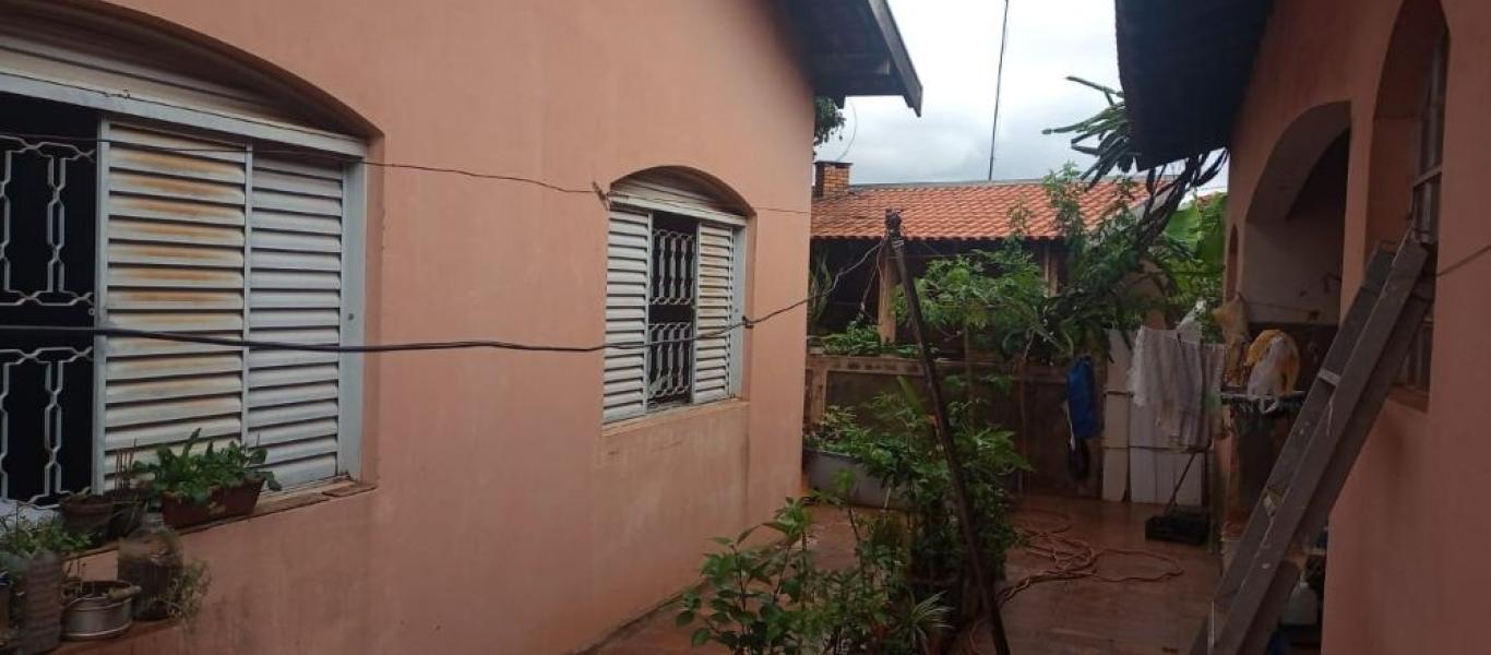 CASA NA Vila Xavier em Assis