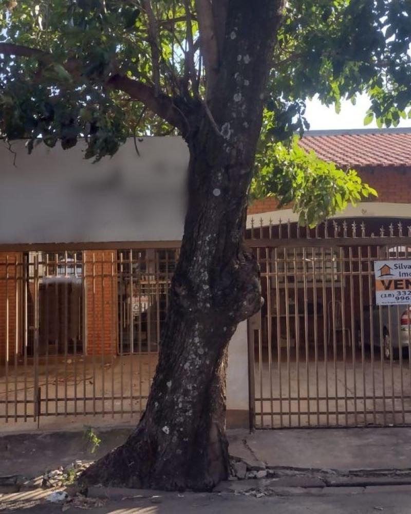 CASA NA Vila Xavier em Assis