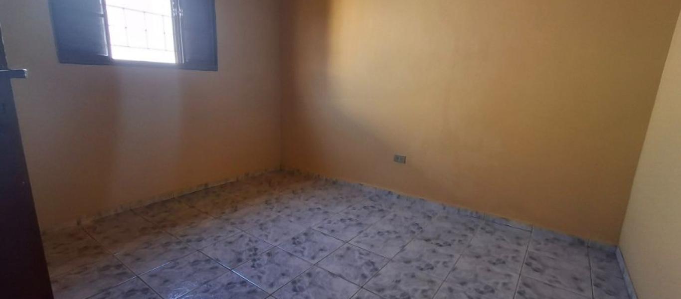 CASA NA Vila Tênis Clube em Assis