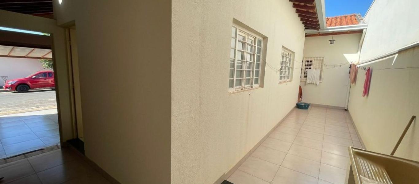 CASA NA Vila Rodrigues em Assis
