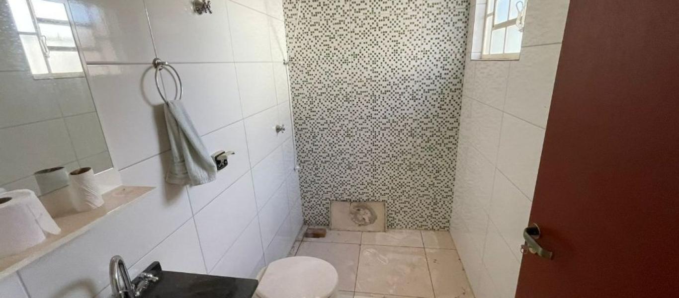 CASA NA Vila Rodrigues em Assis