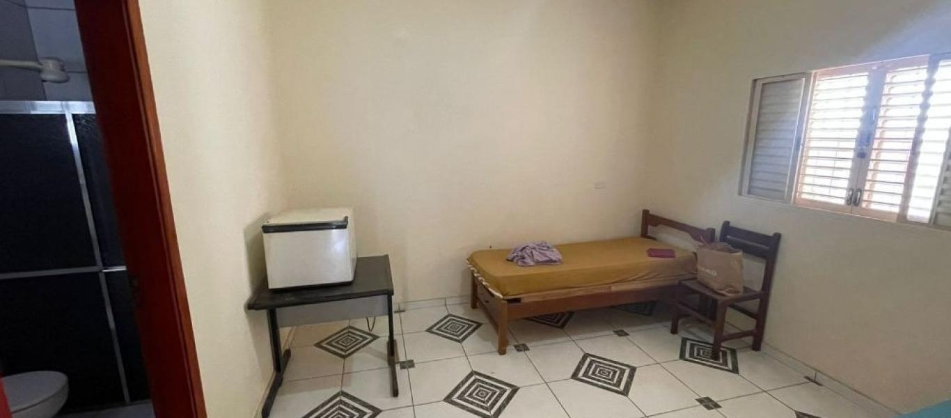 CASA NA Vila Rodrigues em Assis