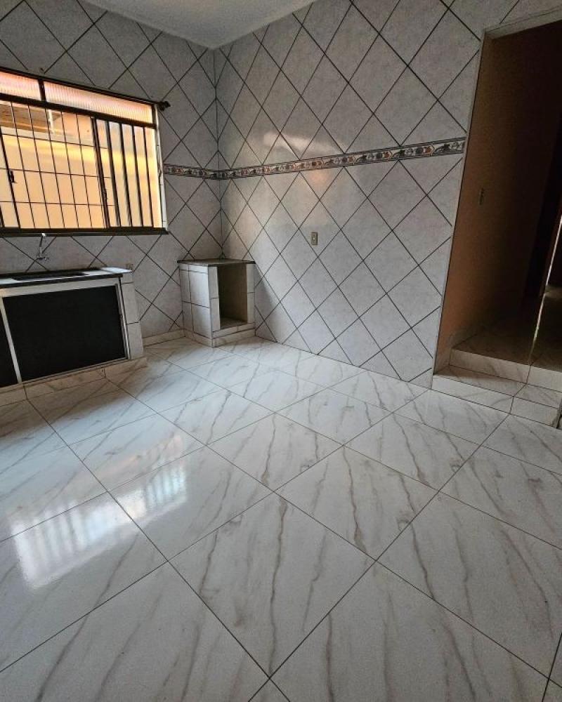 CASA NA Vila Carvalho em Assis