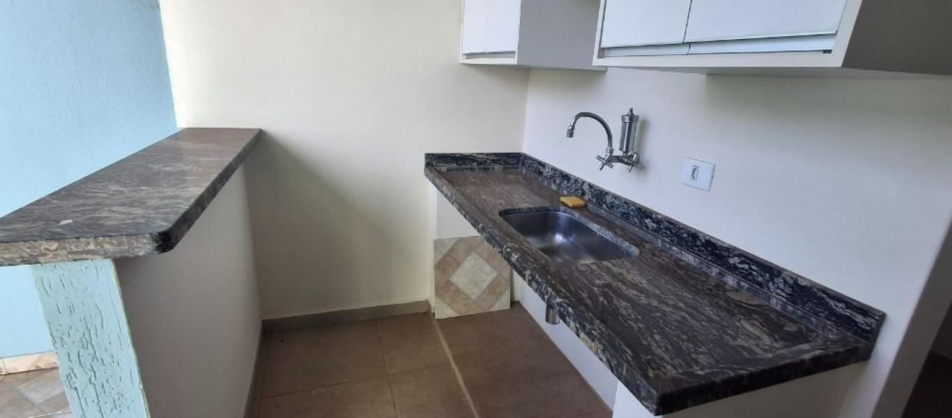CASA NA Vila Paraíso em Assis