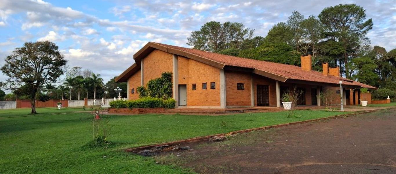 CHÁCARA NA Chácara Alvorada em Assis