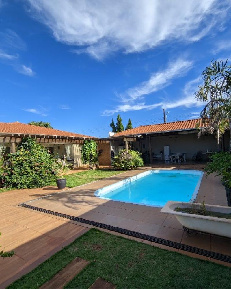 CASA NA Vila Fiuza em Assis