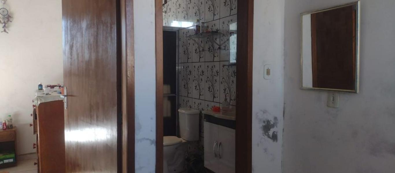 CASA NO Parque Universitário em Assis