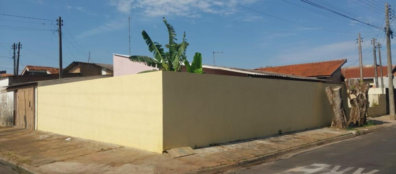 CASA NA Vila Progresso em Assis