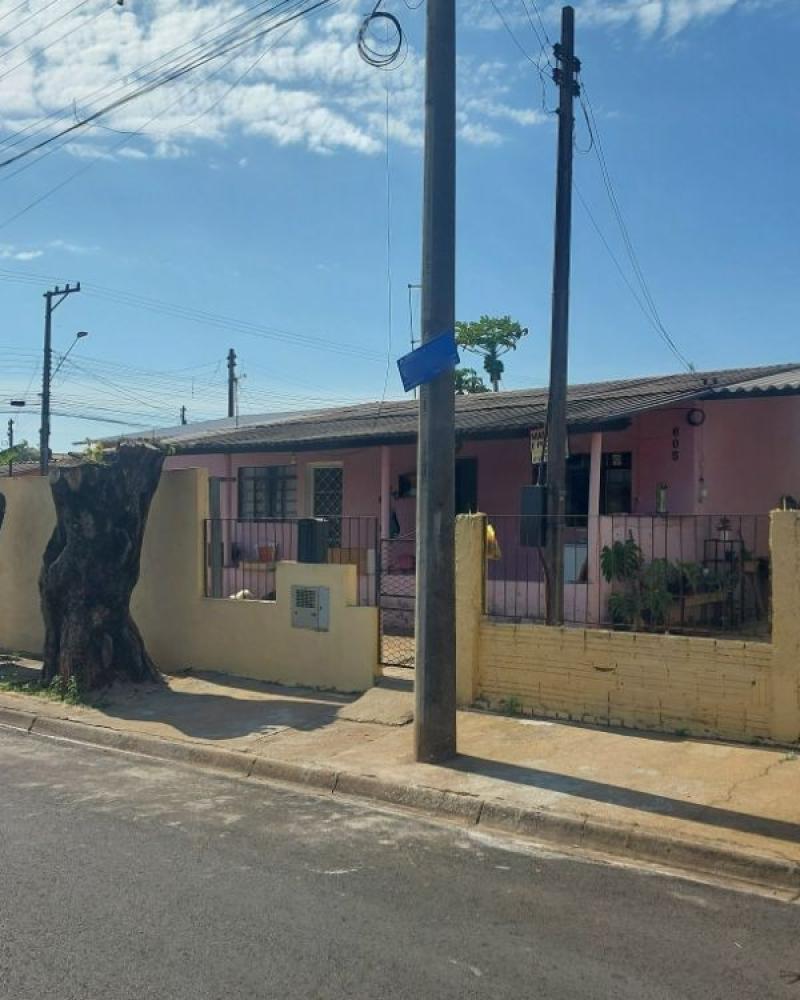 CASA NA Vila Progresso em Assis