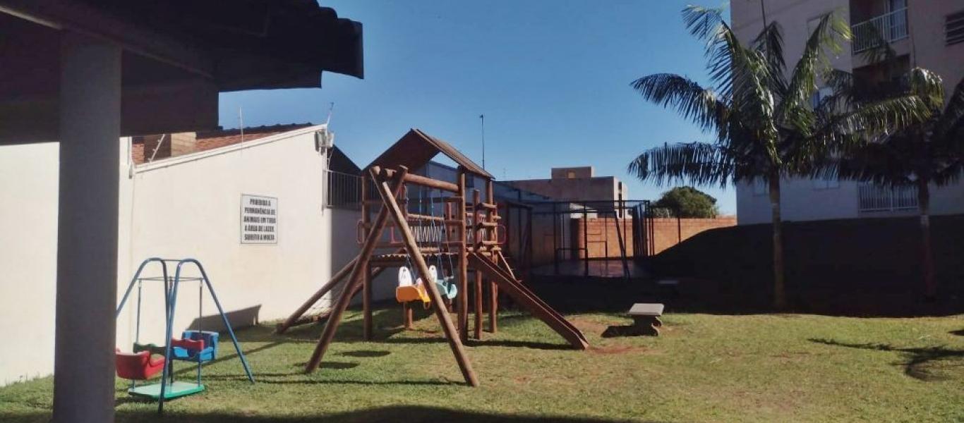 CASA NA Vila Rodrigues em Assis