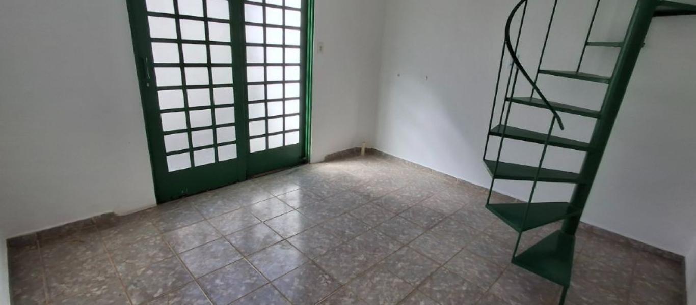 CASA NA Centro em Assis