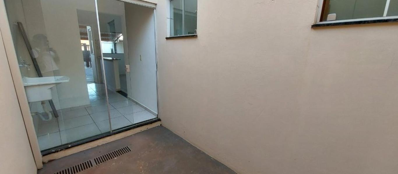 CASA NA Vila Ribeiro em Assis