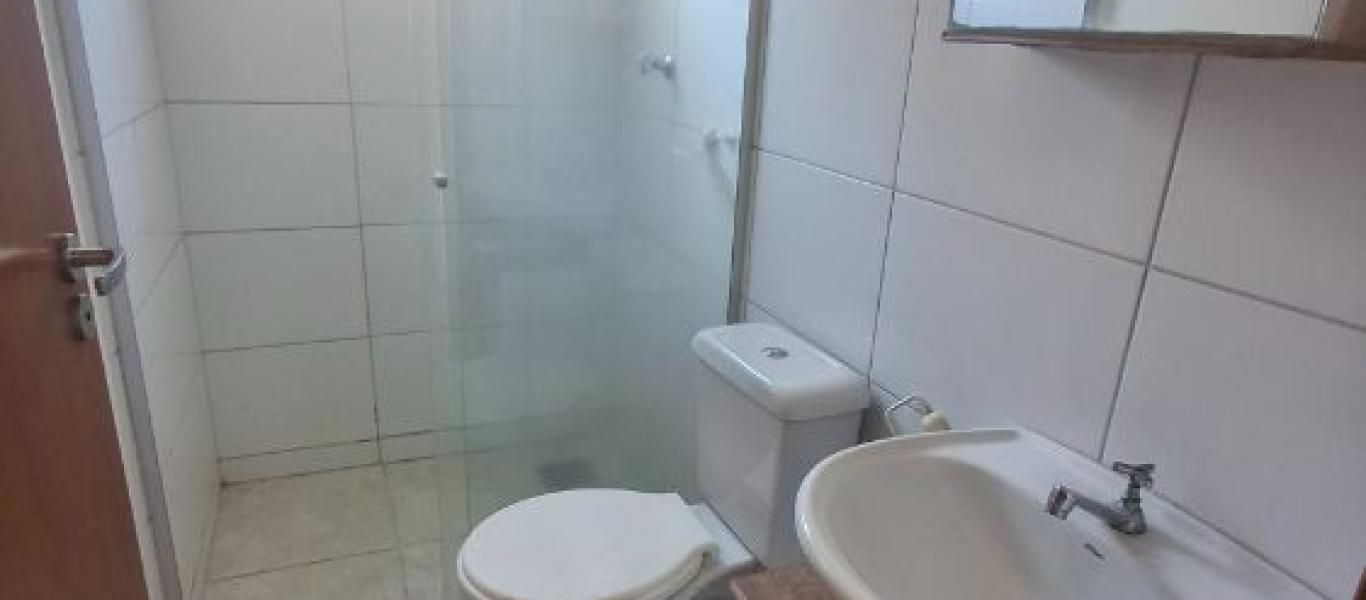APARTAMENTO NA INOCOOP em Assis