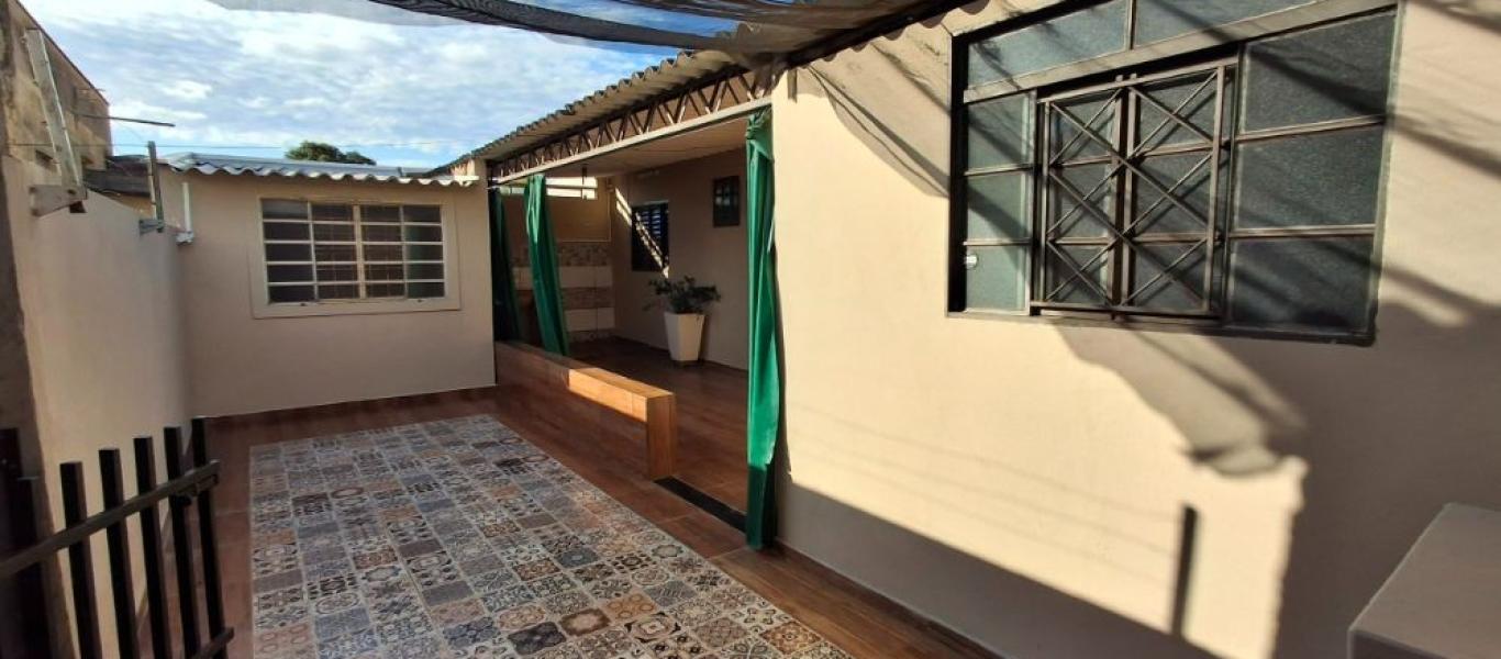 CASA NA VILA SANTA CECILIA em Assis